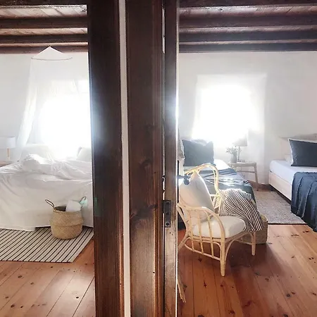 Oliveira Surf House Ericeira Santo Isidoro