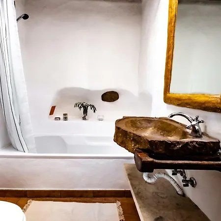 Oliveira Surf House Ericeira Santo Isidoro