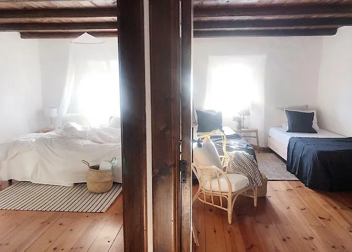 Oliveira Surf House Ericeira Santo Isidoro