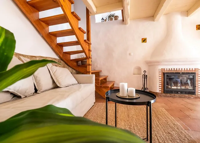 Villa Oliveira Surf House Ericeira Santo Isidoro